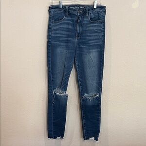 American Eagle Outfitters Women's Distressed Dark Blue Skinny Jeans